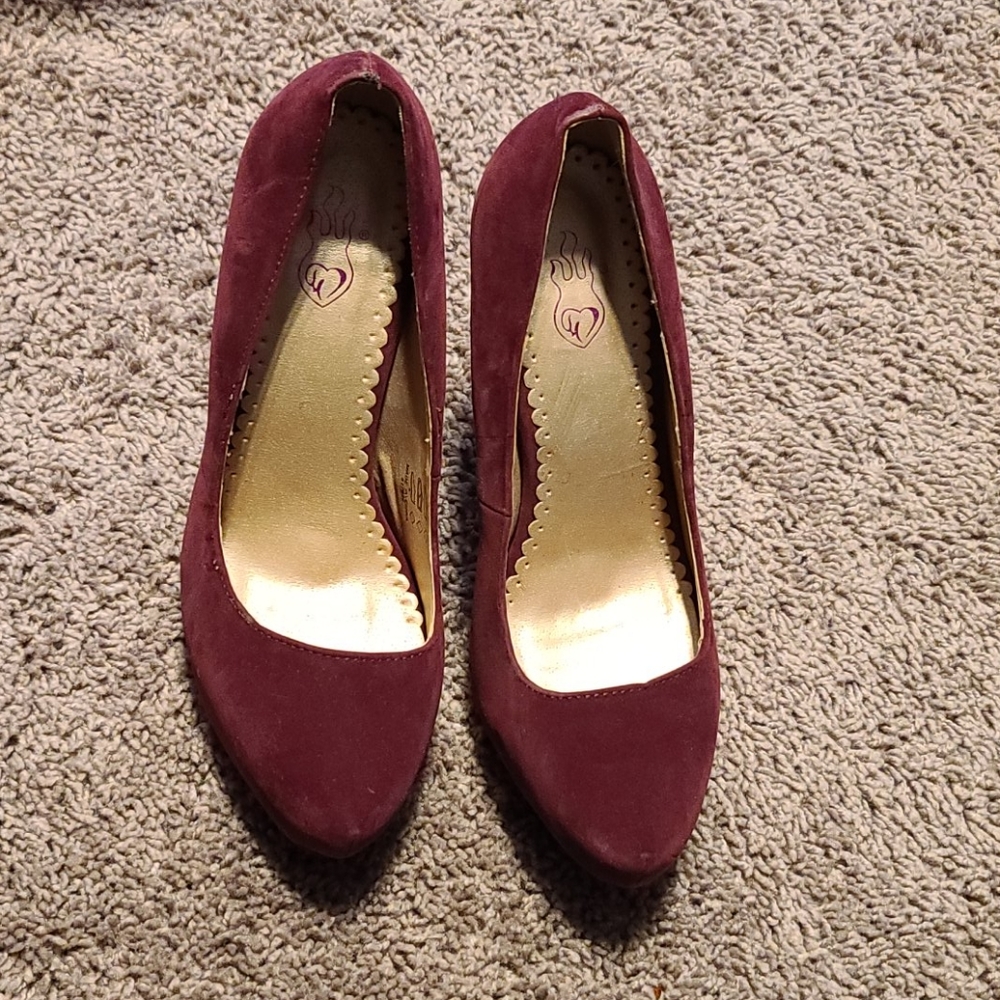Marron/Burgundy heels